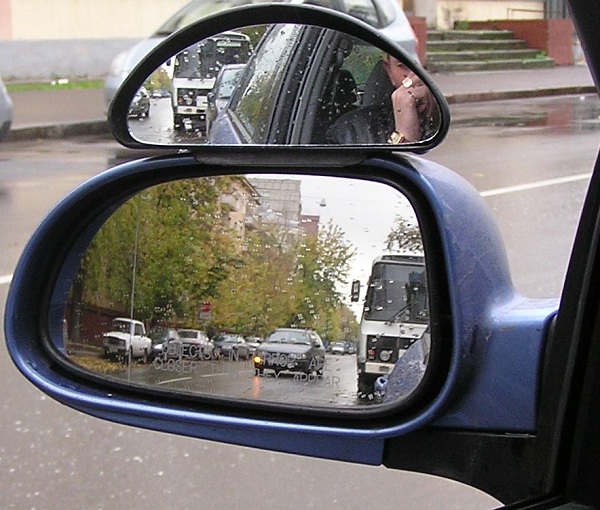 Регулировка зеркал в автомобиле