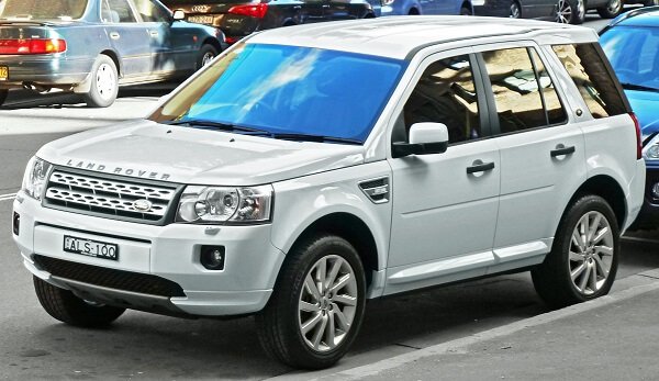 Land Rover Freelander — обзор автомобиля и конкуренты. 